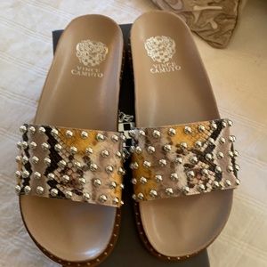 NIB Vince Camuto sandals